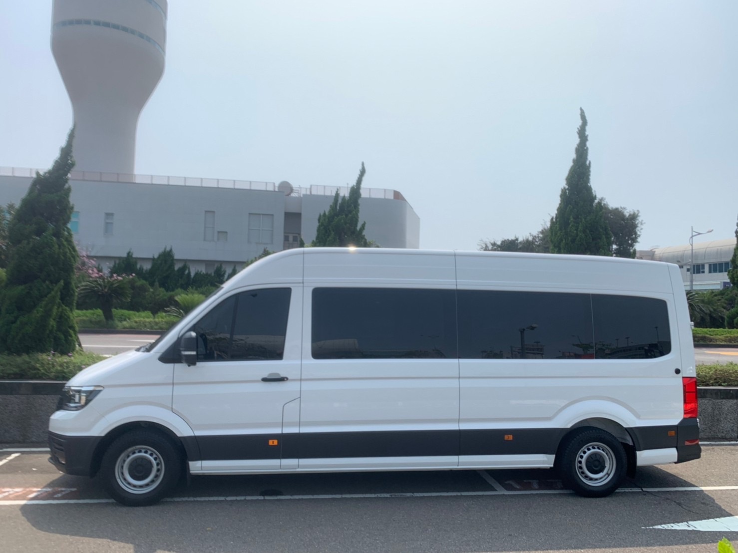9人座小巴