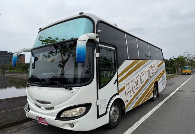 27人座中巴｜中型團體機動選擇